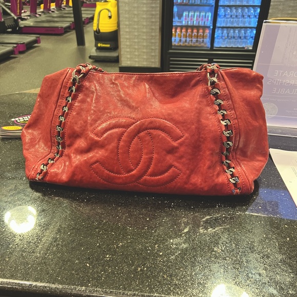 Pre-Loved authentic Chanel bag